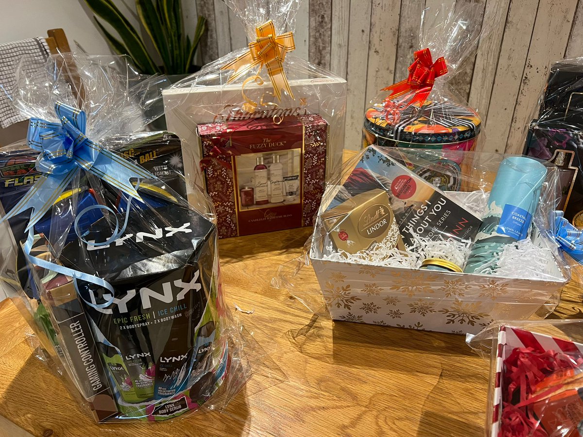 KES_FoKES's tweet photo. And now for our Christmas Raffle hampers!  Created from donations from yourselves.  Many thanks you all who donated and for a chance to win, get your virtual raffle tickets from ShopKES and ParentPay at £1 each.  Good Luck #KES https://t.co/GQRBUb0yan