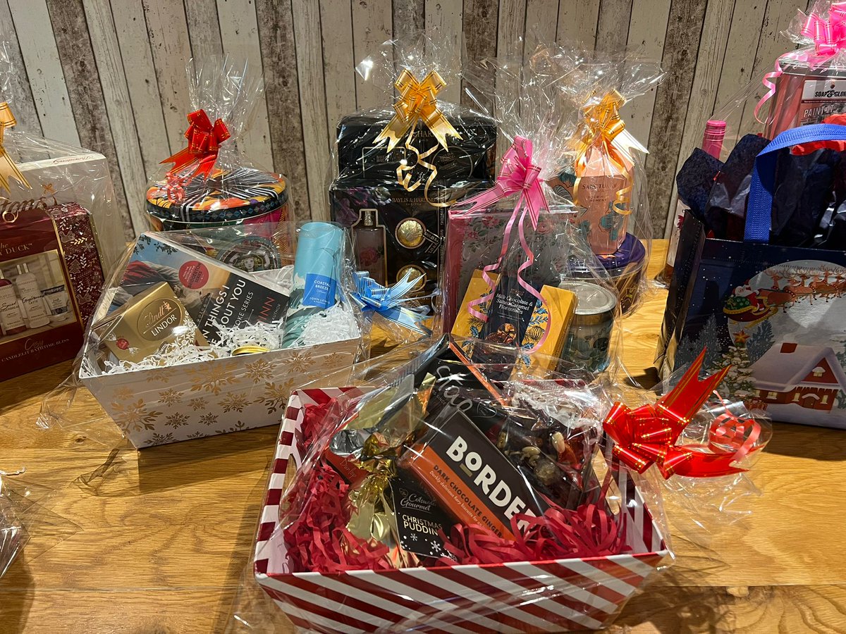 KES_FoKES's tweet photo. And now for our Christmas Raffle hampers!  Created from donations from yourselves.  Many thanks you all who donated and for a chance to win, get your virtual raffle tickets from ShopKES and ParentPay at £1 each.  Good Luck #KES https://t.co/GQRBUb0yan
