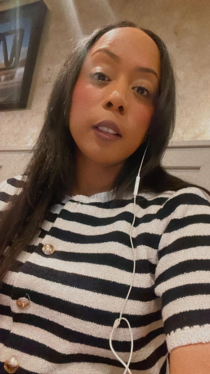 Miss.Blease tweet media