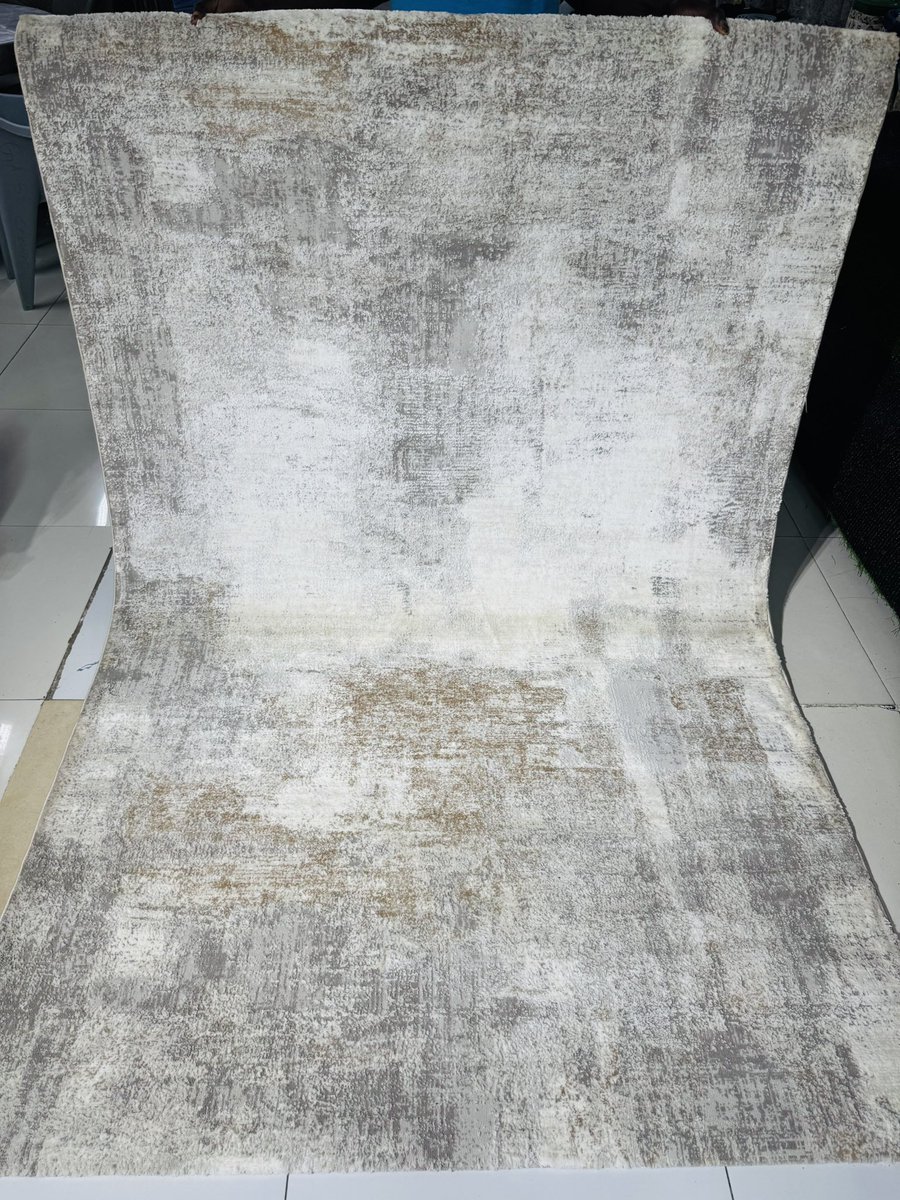 zaarahc1's tweet photo. Fresh rugs , fresh start https://t.co/NobdbP4D6i