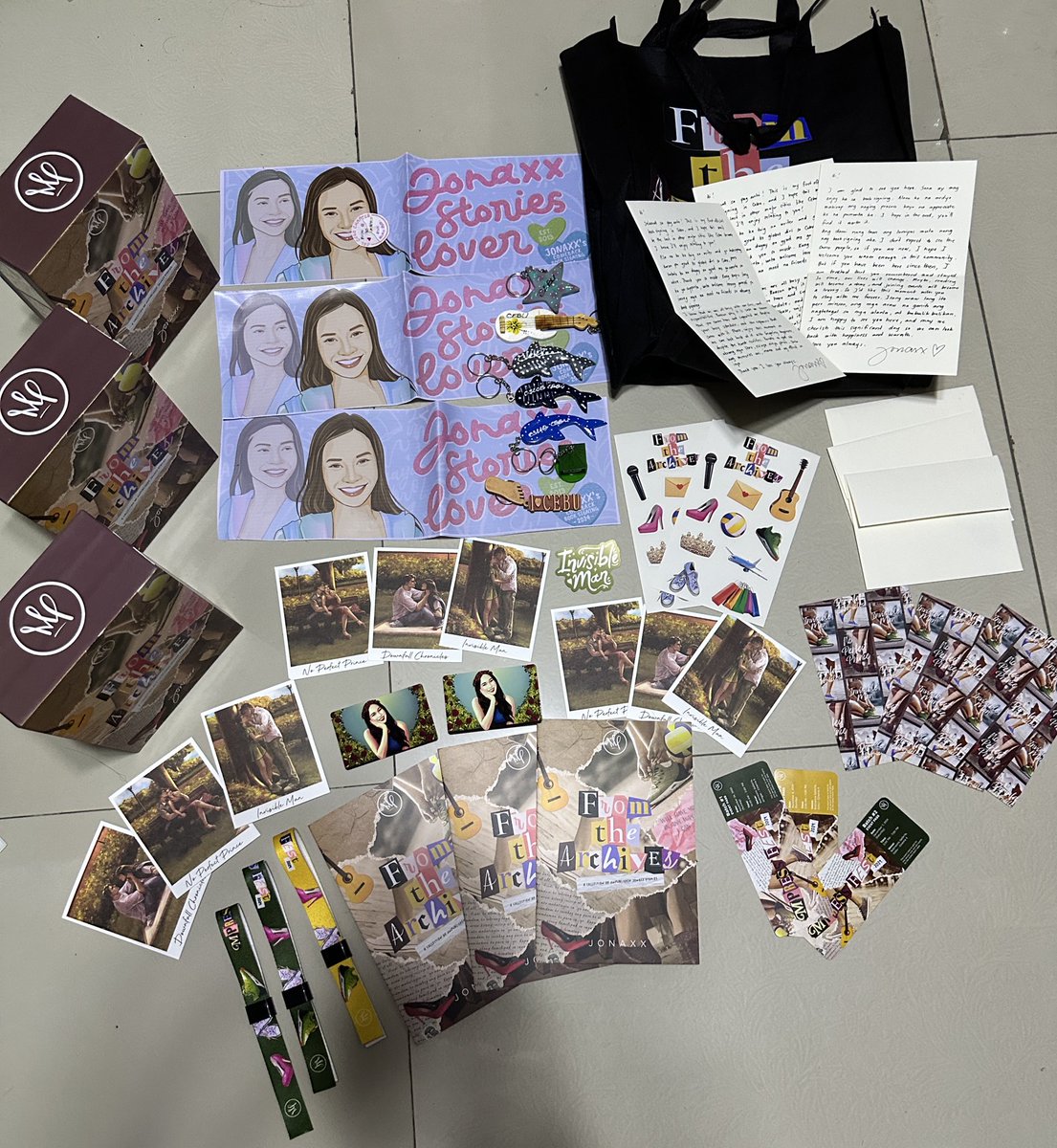 Dainalene1's tweet photo. Canβt get enough π₯΄
Inch? π€£
#ftabooklaunch
#JonaxxBookSigning2024
#FTABookLaunch
#JonaxxManilaBookSigning2024
#JonaxxCebuBooksigning2024 https://t.co/3dk6kTnrHg