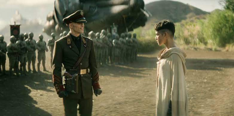 kayivar's tweet photo. Zack Snyder even does the shaved head sci-fi based, badass female character the best 😏 #RebelMoon #Interg https://t.co/w43SMpvCWq