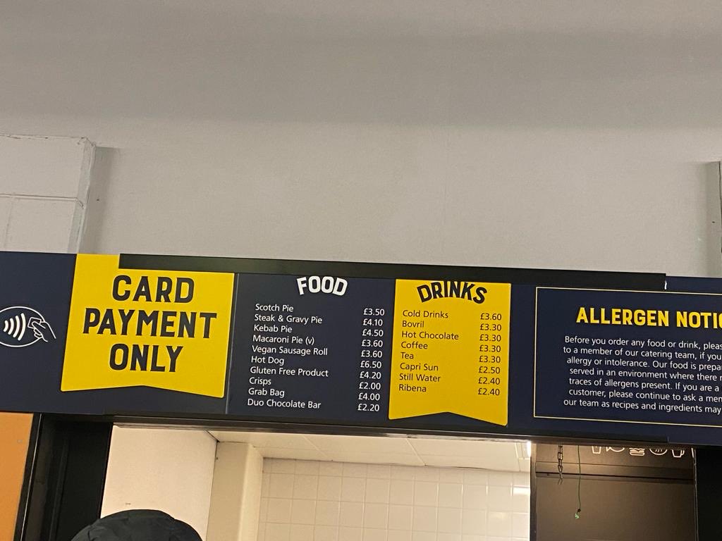 copytaker's tweet photo. ⁦@bbcworldservice⁩ #thefoodchain An exciting meal choice for those on gluten free diet at Hampden in Glasgow https://t.co/17tCkcxaDF