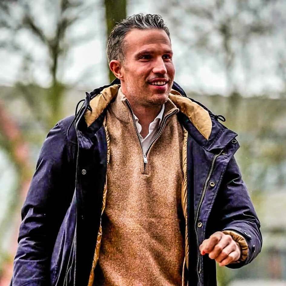 PoojaMedia's tweet photo. When he lost 7-0, we dragged him &amp; now that his side, Heerenveen, won PSV 1-0, we must give him the same energy.

Congratulations, Arsenal legend, Van Persie. 🔥 https://t.co/kaWlshBijN