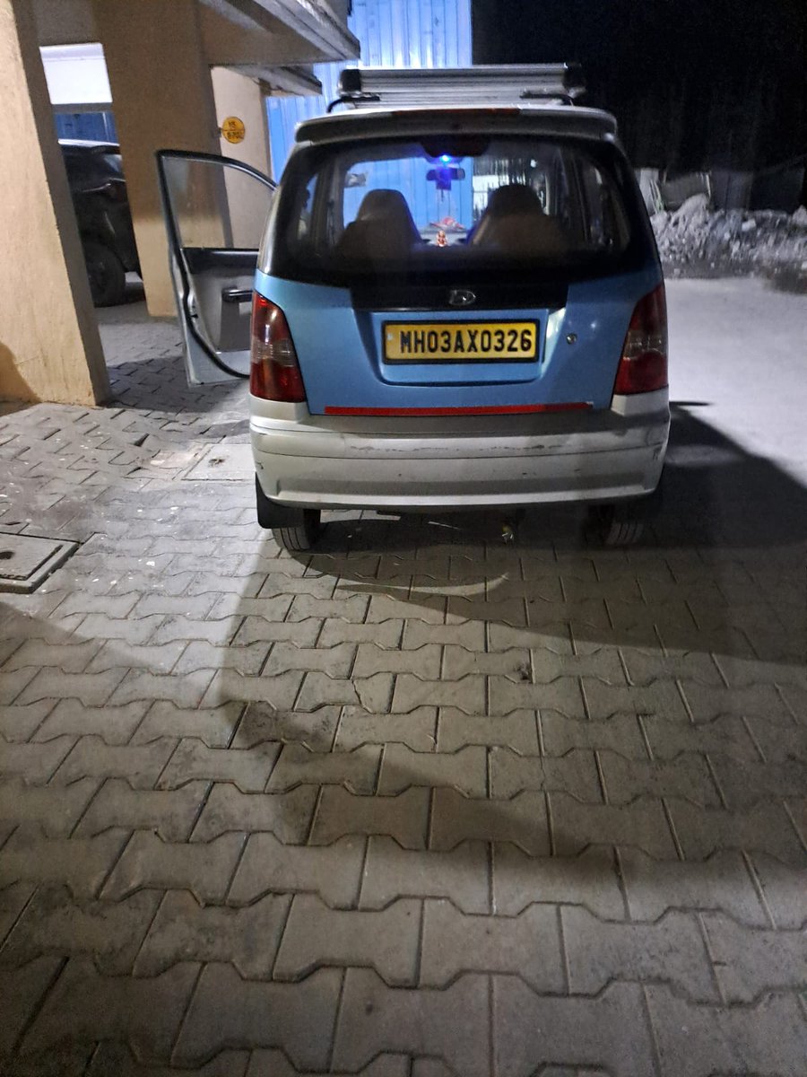 <a href="/MumbaiRTO/">Road Traffic Offence</a> <a href="/MMVD_RTO/">Transport Department (RTO), Maharashtra</a>  <a href="/MTPHereToHelp/">Mumbai Traffic Police</a>  -  the AC cab driver looting 2000 Rs from LTT to Gandhinagar flyover distance of 8.5 kms at 4:30 AM in the morning..used abusive language when asked to show fare breakup. ..rigged meter..pl help...