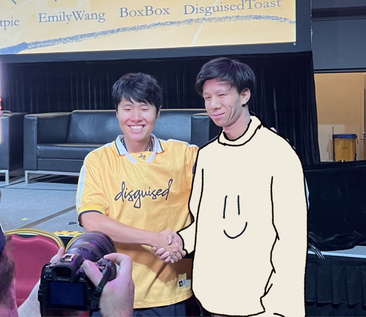 yongwoon_chris's tweet image. Thank you to these two well dressed competitors for being a part of DSG for our TFT event and keeping the tradition alive! (It wasn’t first)  @FakeMinhee @Kiyoon #DSGWIN