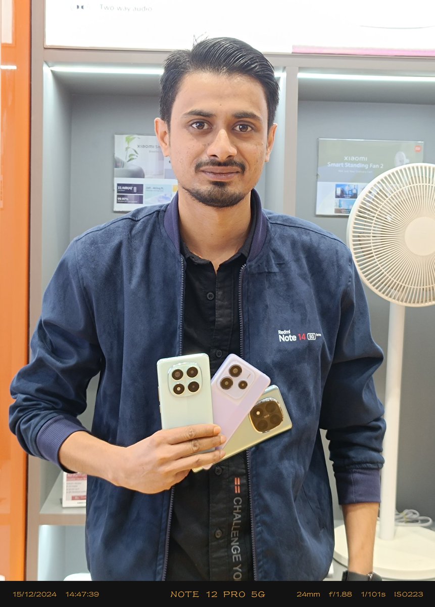Lostmind_1989's tweet photo. @MiFCKolkata Dec'24 Fans meet up,Fans are happy to see Redmi Note 14 series in their hand
.We love❤ Xiaomi #RedmiNote14Series
#SuperCameraSuperAl #RedmiBuds6 #XiaomiSoundOutdoorSpeaker
@Xiaomilndia @Redmilndia @sandeep9sarma
@gautmeluv @pixelwithme @s_anuj @Huilgol @the_poojary https://t.co/SvqThoA12u