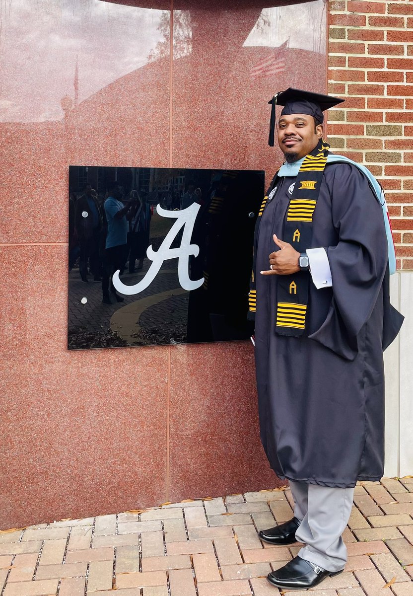 MrR_K_G's tweet photo. Another degree COLDER 🧊 yet still moving ONWARD and UPWARD! 🤙🏾
B.S. ☑️
M.Ed. ☑️
Ed.S. ☑️
Ed.D. loading…
…but most of all, we GRADUATE!
#APA1906Network #AlphaSouth #AlphaBama #MenOfDistinction https://t.co/k4ZxKj8YvI