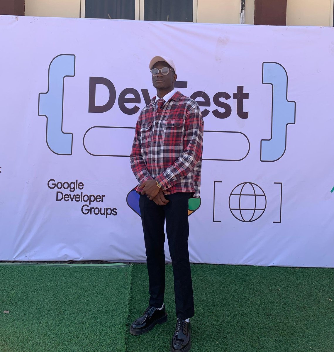 design_by_haka's tweet photo. Yesterday was Fun: Devfest Akure 2024 you'll be sad you missed it😂🫴🫴
#gdgakure #DevfestAkure2024 https://t.co/VUnF7i0hpo