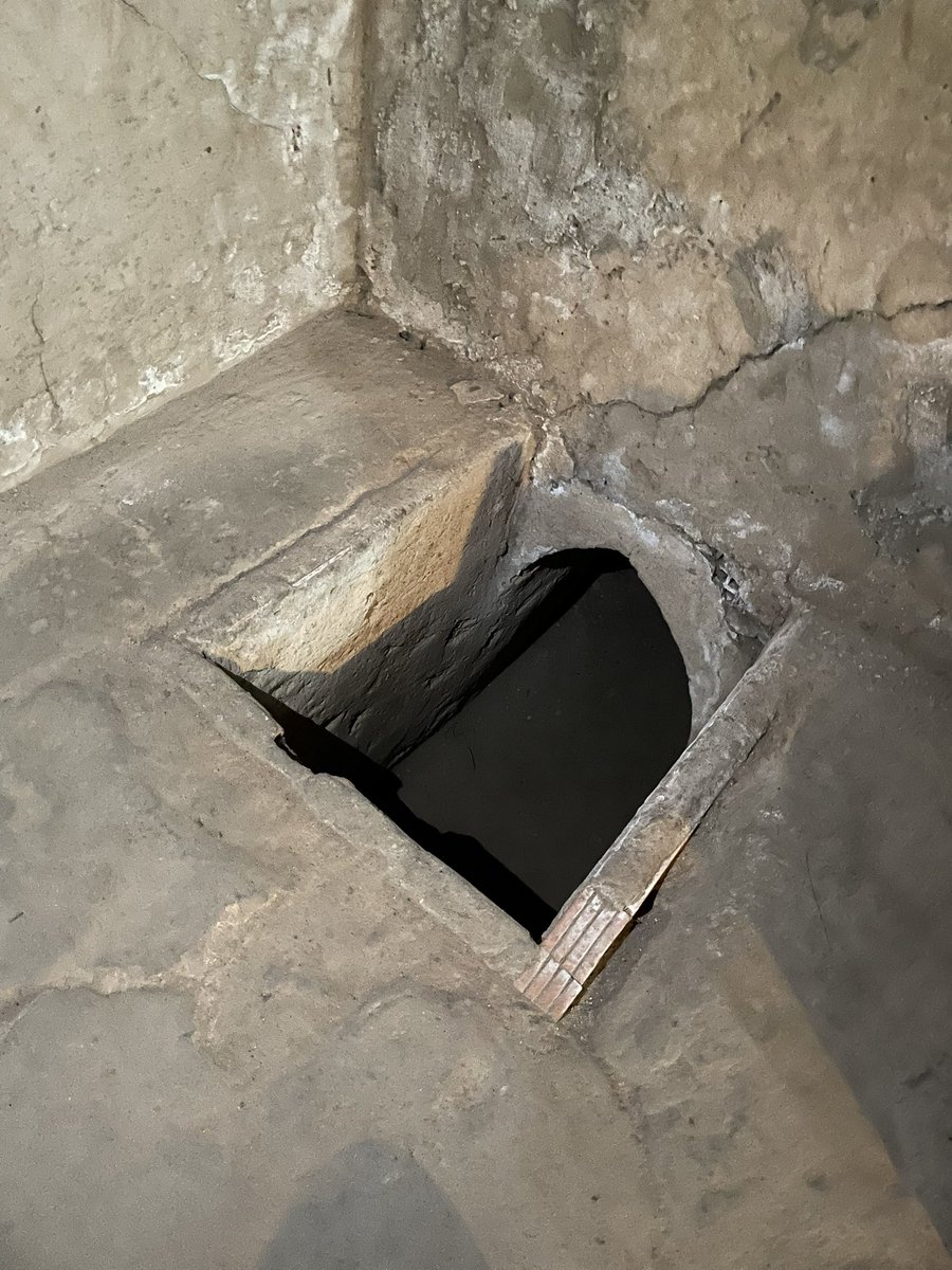 @2ha_do_ken2 ここで生活してたってマジ? 