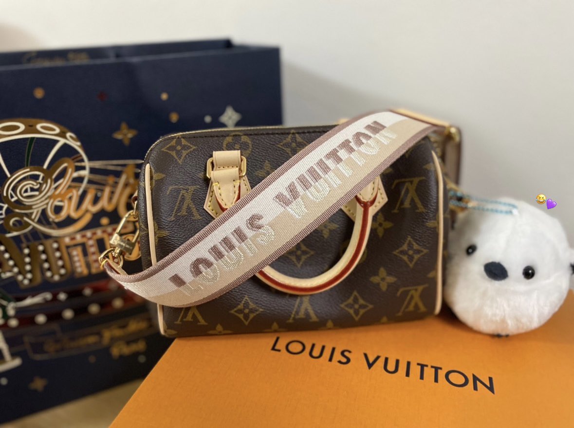 VUITTON