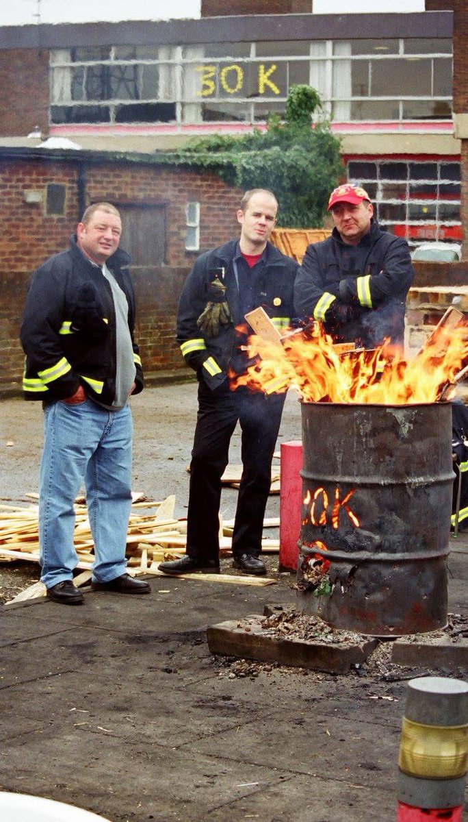 In Memory of Steve Bailey:

This week, Buckinghamshire Fire Brigades Union and Buckinghamshire Fire and Rescue Service signed the <a href="/The_TUC/">Trades Union Congress</a> Dying to Work Charter.

This charter ensures that firefighters and other staff diagnosed with a terminal illness are treated with dignity,