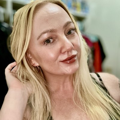 Alyona Shuvaeva tweet media