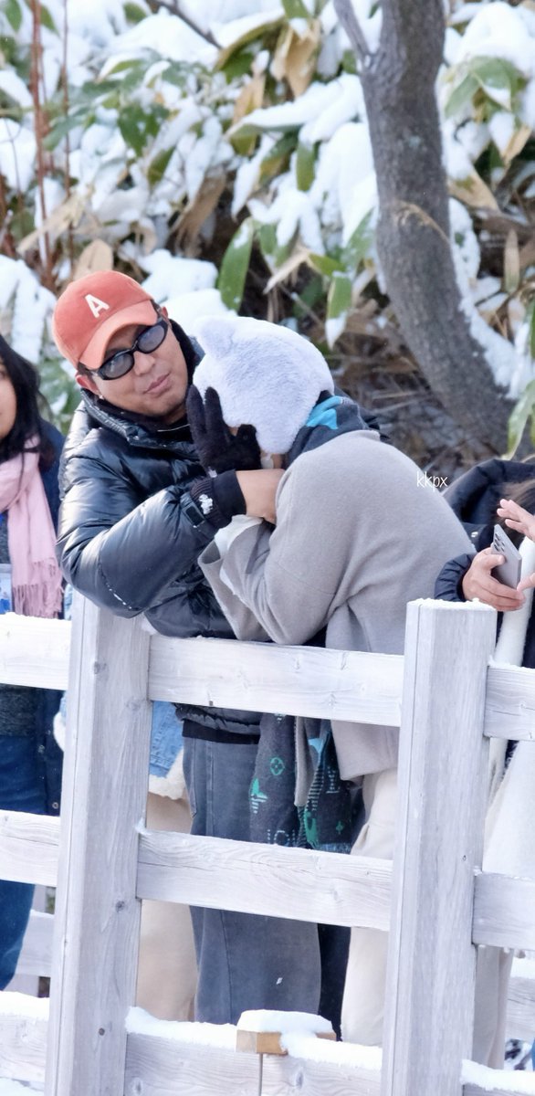 kkpxforU's tweet photo. กว่าจะยอมเป็นแมวหิมะ ดื้อจาแย่🤣🤣🤣

#NEKKOxGFINHOKKAIDO
#NEKKOxGEMINIFOURTH https://t.co/jiCBNTMVvx