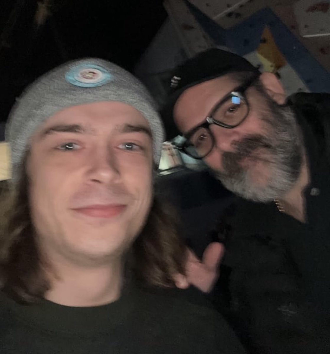 BeskInfinity's tweet photo. Just met this random nice guy we talked about GTA6 and that's about it never expected for such an older person to care about the game https://t.co/hVitehyrtR
