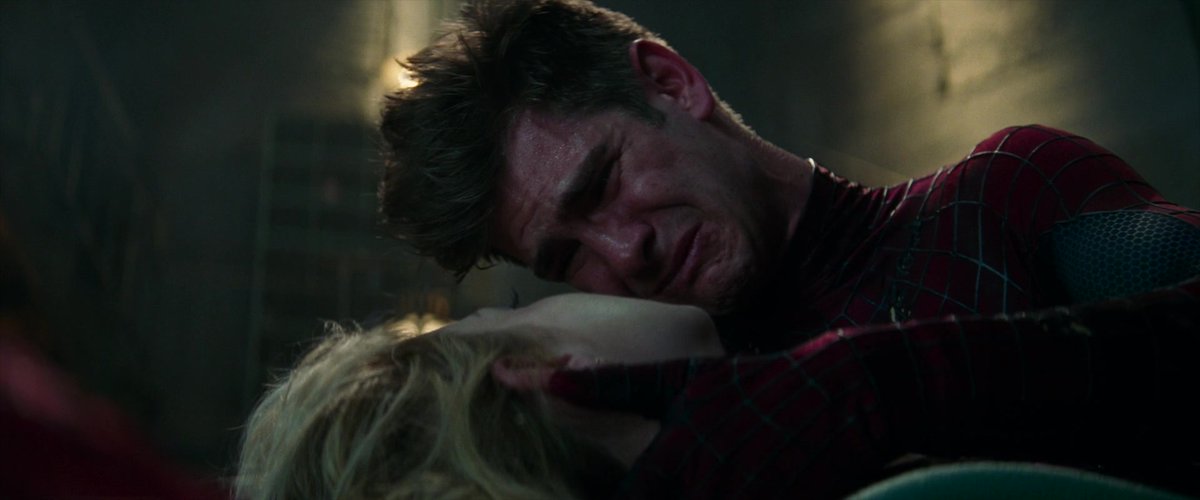 GeekZoneGZ's tweet photo. "-No pude salvar a la Gwen Stacy de mi mundo.
-Hey, yo no pude salvar al Peter Parker del mío."

💔 https://t.co/sRO2RDRYaT