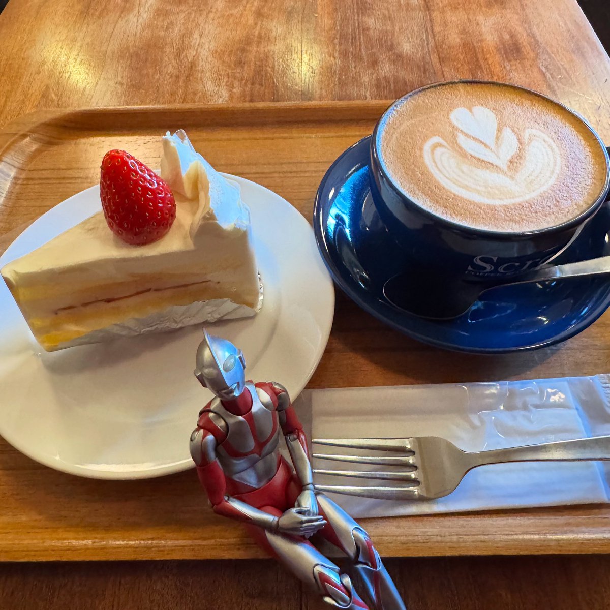 salkael863955's tweet photo. 映画の前にガトー•フレーズ🍰とデカフェのラテ
やっぱり、ここのケーキ、生クリームが好みの味で好き🥰

#scrop https://t.co/wypec0CrL3