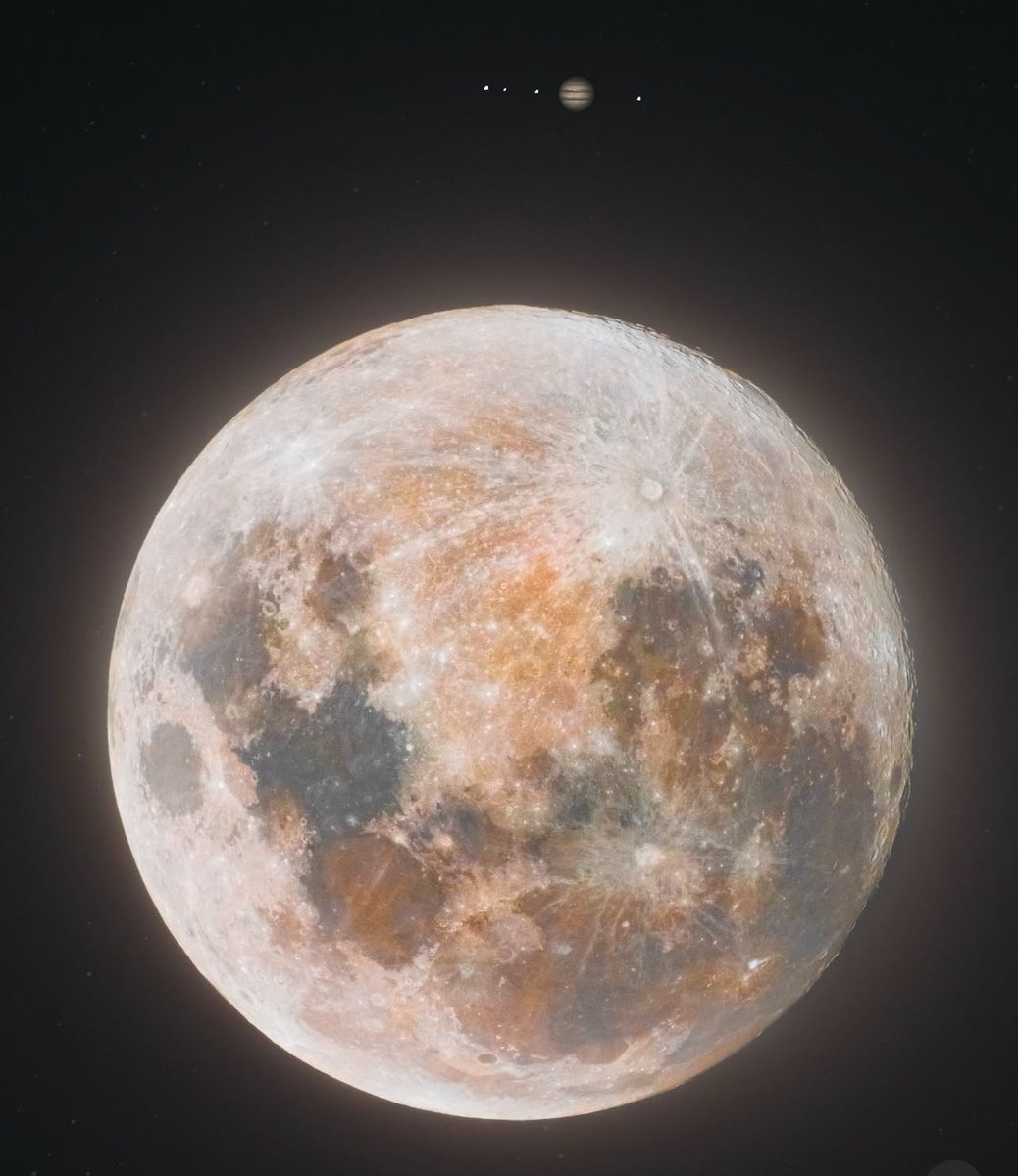 Tonight’s full Moon with Jupiter.