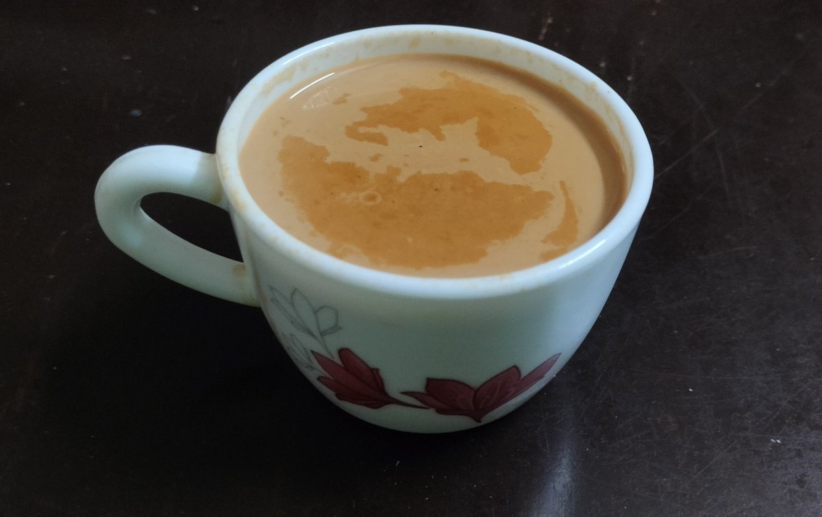 sree_n_r's tweet photo. బెల్లం మిరియాల టీ.. 😋🥰
తణుకు స్పెషల్!
#SreeCooks https://t.co/zXszyzo7On