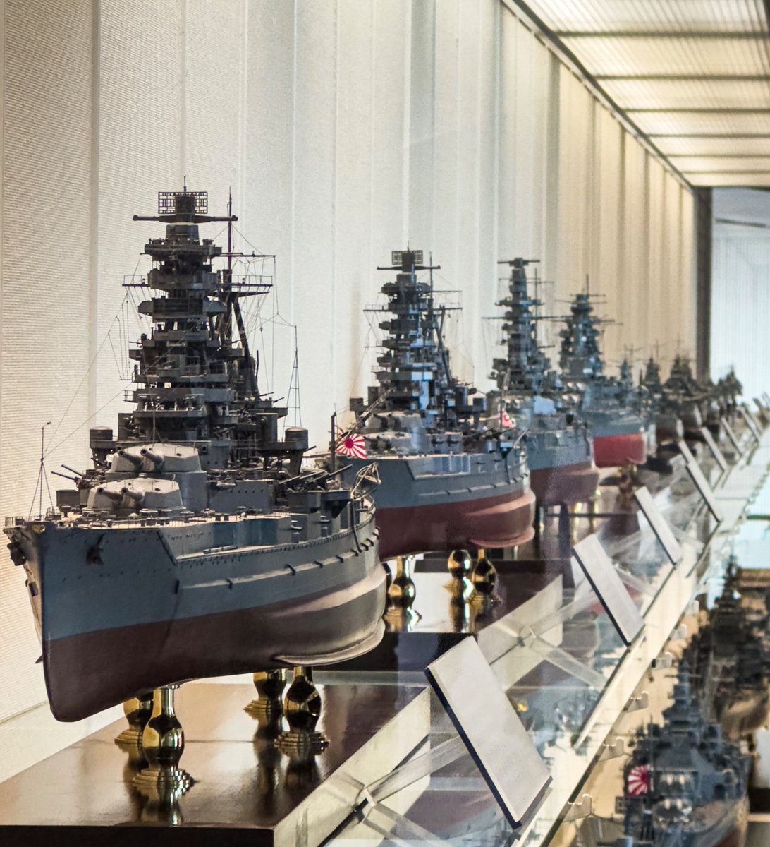 旧日本海軍艦艇模型の単縦陣