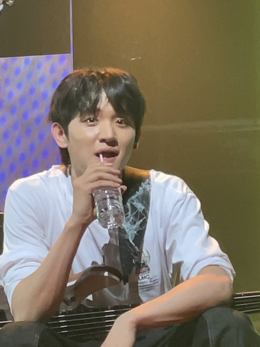 룽미 tweet media