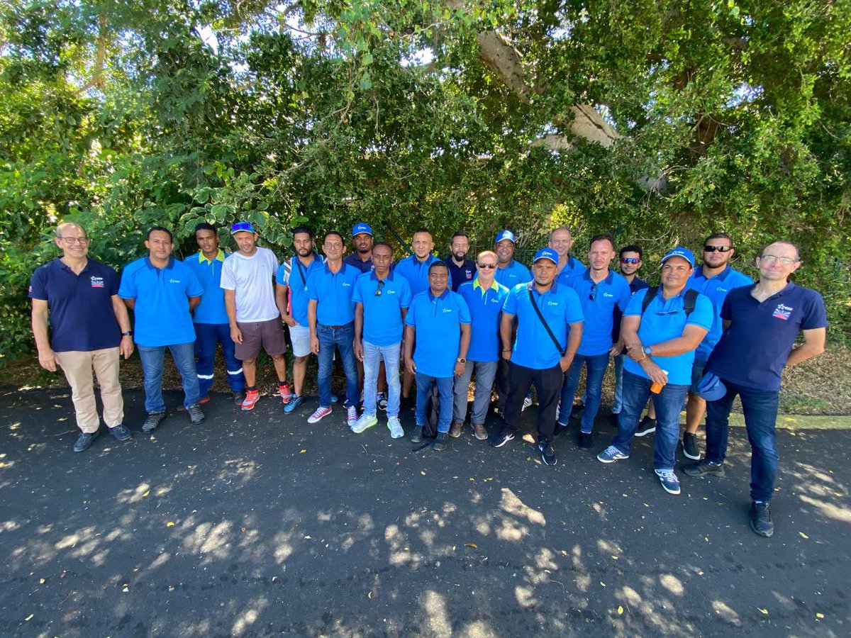 15 techniciens d’EDF Réunion sont partis aujourd’hui pour Mayotte suite au passage du cyclone Chido pour intervenir sur le terrain en renfort des équipes d Electricité de Mayotte et accompagner la population sinistrée. Cette action est coordonnée par les pouvoirs publics.