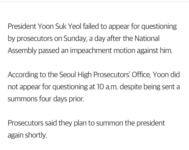 manonaswann's tweet photo. A reminder that Seungri attended every single one of the 50-plus interrogations by the investigative authorities with full compliance and without complaint 

In stark contrast to to man that oversaw these interrogations (as Chief Prosecutor, Seoul, and Prosecutor General) https://t.co/g9yo8ieZSz