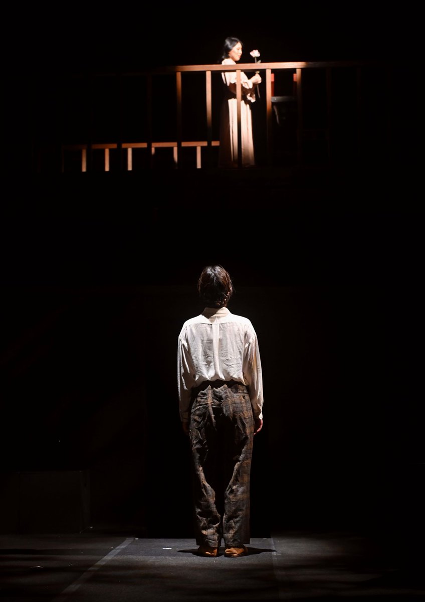Theater_IO's tweet photo. 金沢若手俳優シアタープロジェクト『初恋』 

掴めない、飄々としたように見えて、どこか焦がれているようなジナイーダの表情がとても良かったです。
ジナイーダに初恋を捧げたことを全く後悔していない、寧ろありがたいと思う気持ちもよく分かりました。
(20代 女性)

Photo by ハヤシハジメ https://t.co/uBok4OZBYr