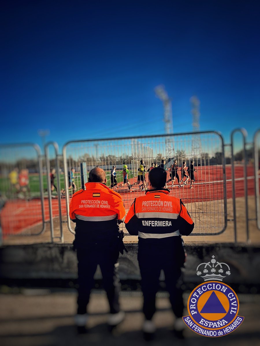 🟠🔵🟠 Hoy hemos colaborado en el XLV Cross de Navidad, una cita imperdible año tras año.