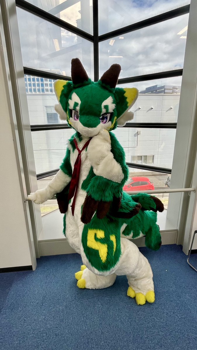 8dai_suekei's tweet photo. モヒートくん!
ウィントくん!(@Wint_BirdDragon )
ジグくんとザグくん!
#KemonoSpaceFukuoka #KSF3rd https://t.co/I1pFkBZQ05