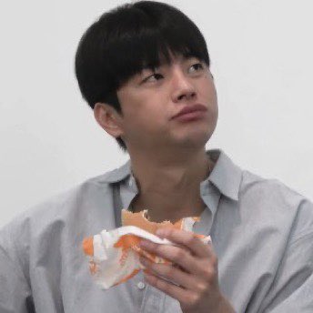 inguk_0oo's tweet photo. 똔빵이력MAX https://t.co/2PswPknhx2