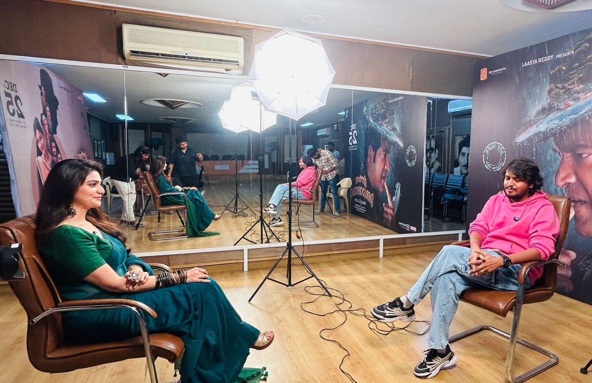 UrsVamsiShekar's tweet photo. Beautiful @Aditigautam02 participated in promotional interviews with web channels #FridayPoster, #HITTV, @filmylooks and #TeluguCult. ✨ 

Full interviews out soon 🙌

In theatres from December 25th
#VennelaKishore @WriiterMohan  @AnanyaNagalla #RambalaFilms  #SriGanapathiCinemas @VNE_Offl