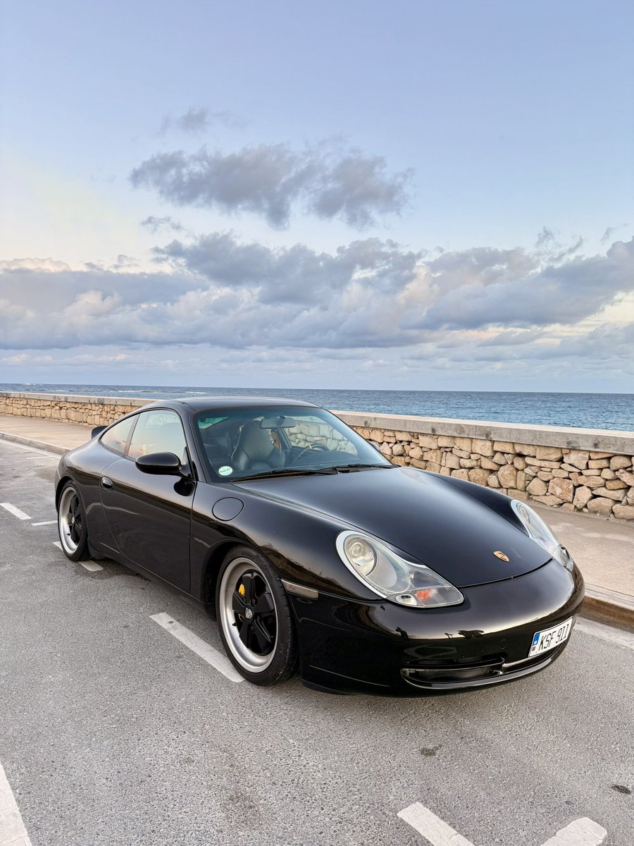 911blackyellow's tweet photo. Sunday ride and coffee

#porsche #sundayride #rideandcoffee #carrera4 #projectblackandyellow #PBY https://t.co/rpy35G68m4