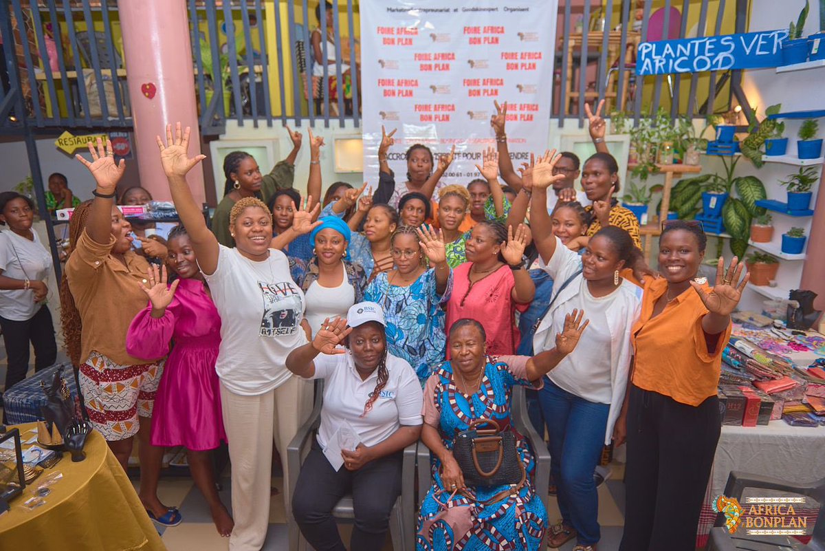 moulica4's tweet photo. Photos Recap des activités de la foire Africa bon plan 2024

Le samedi 07 décembre les entrepreneurs de divers secteurs sont venus faire découvrir à un public bien ciblé leur créativité.

Merci à toute la communauté et rdv à la prochaine édition 

#foireafricabonplan #marketing https://t.co/gCZ4Y3OzUQ