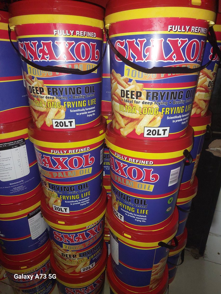 namanameng's tweet photo. Empty buckets for sale, R20/bucket https://t.co/fKWQ31r4ny