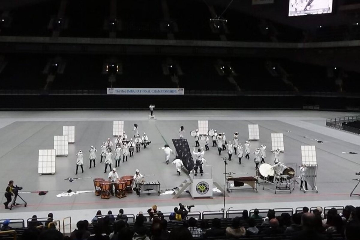 第52回マーチングバンド全国大会の結果は惜しくも編成別1位を逃してしまいましたが小編成の部において金賞を受賞することができました！✨朝早くの出番にも関わらずたくさんのご声援、誠にありがとうございました‼︎皆さまの声援はフロアまでしっかり届いています😌心より感謝申し上げます🥲✨