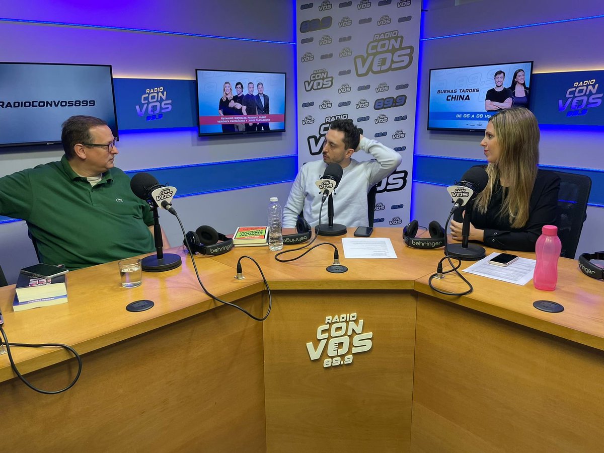 El Fin de la Metáfora tweet media