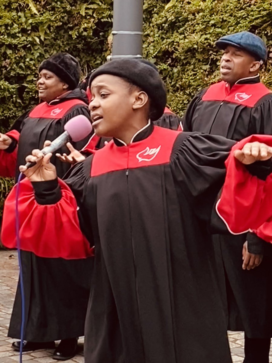 Leigh Spencer (@leigh984) on Twitter photo The beautiful sound of the @EAGAGospelChoir is bringing joyful music to shoppers <a href="/FossePark/">Fosse Park</a> today what a glorious sound <a href="/visit_leicester/">Visit Leicester</a> <a href="/visitblaby/">Visit Blaby District</a> <a href="/BBCLeicester/">BBC Leicester</a> <a href="/bbcemt/">BBC East Midlands</a> <a href="/DocMediaCentre/">Documentary Media Centre</a> The beautiful sound of the @EAGAGospelChoir is bringing joyful music to shoppers <a href="/FossePark/">Fosse Park</a> today what a glorious sound <a href="/visit_leicester/">Visit Leicester</a> <a href="/visitblaby/">Visit Blaby District</a> <a href="/BBCLeicester/">BBC Leicester</a> <a href="/bbcemt/">BBC East Midlands</a> <a href="/DocMediaCentre/">Documentary Media Centre</a>