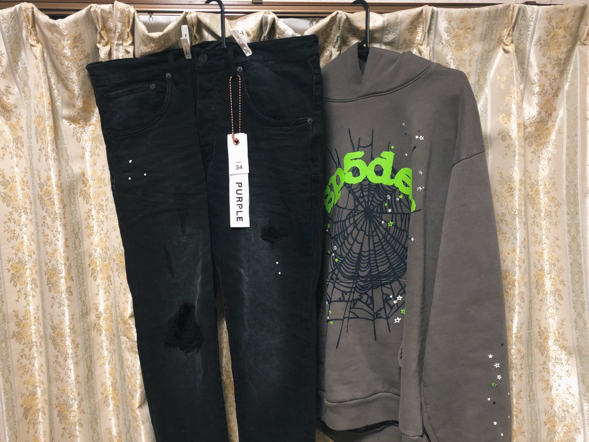 RainDrop_621's tweet photo. 渋谷の新店舗 Grow Around 神南店 で購入した Purple BrandとSp5der🕸️! USのストリートで今HOTなアイテム🔥
今日お店の店員さん親切で良かった
高かったけど自分へのプレゼント🎁かな
#渋谷 #GrowAround #PurpleBrand #Sp5der #YoungThug #HipHop #StreetFashion #street #UsDrip #UsDrill https://t.co/KgVfxEKE7I