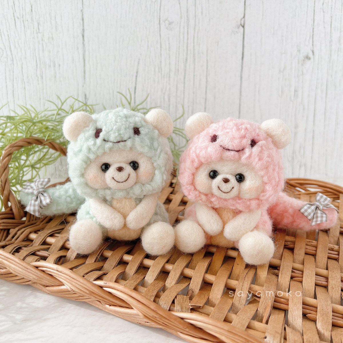 saya08041003's tweet photo. ／
本日21時より
お写真の子たちの販売会を行います🐻‍❄️
＼

ステキなご縁をお待ちしております🤎

〜shopはこちら〜
https://t.co/qLADoaTlH0

#羊毛フェルト https://t.co/VYuVwuWTOX