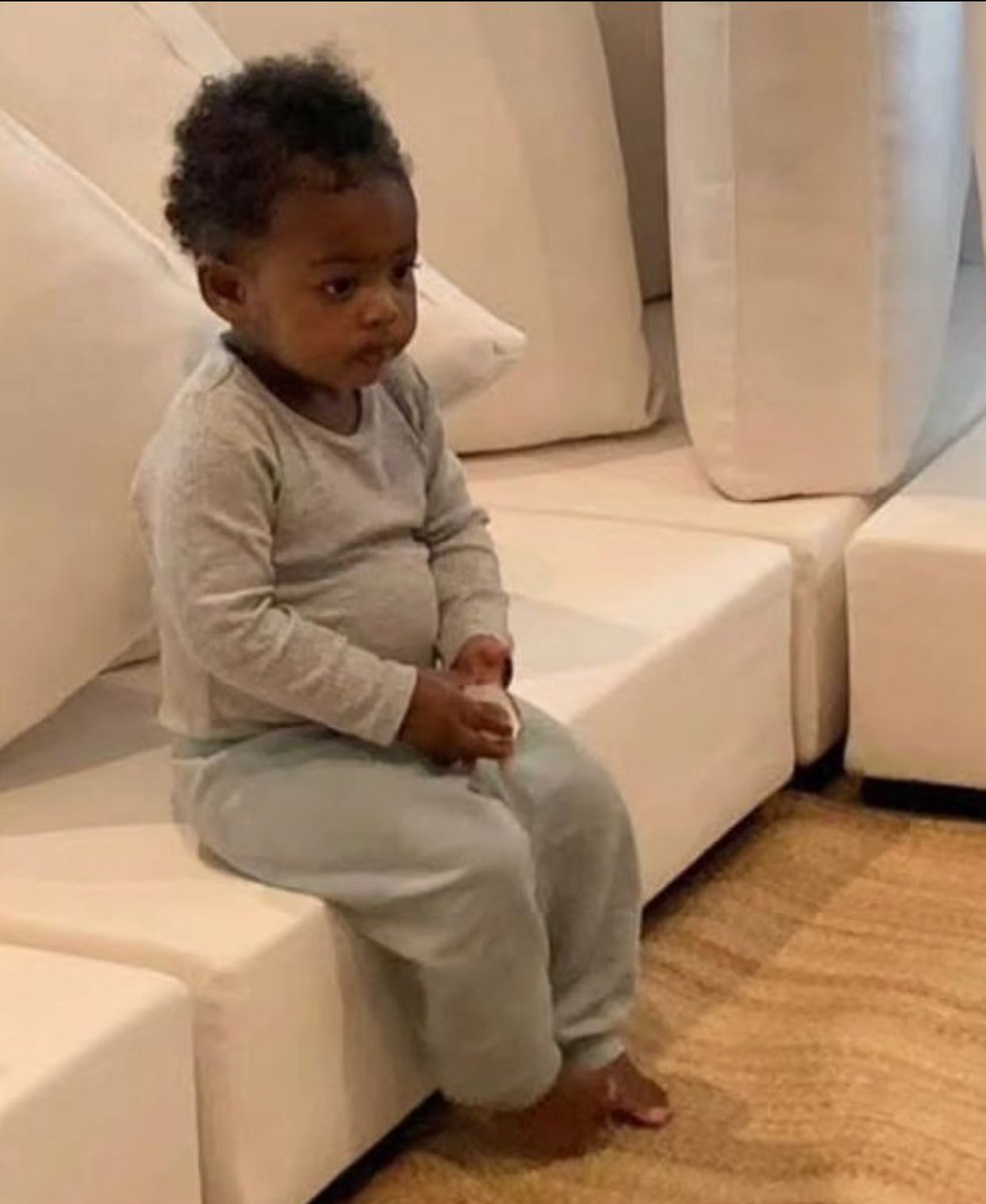 Peluola_'s tweet photo. Infant mum : My child is doing the most 
Me : awwwww and my child isn’t o. Doesn’t do that at all. 
My child the next second : start to do that and much more!!!
 Heeeeuuuuuuuu🥵🥵🥵 https://t.co/NuveW93h6g