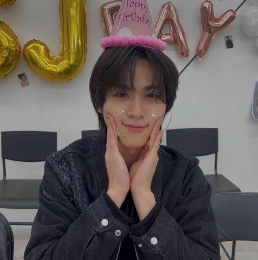 1ovedss's tweet photo. 귀여우시다.. https://t.co/2siaNAD8bV