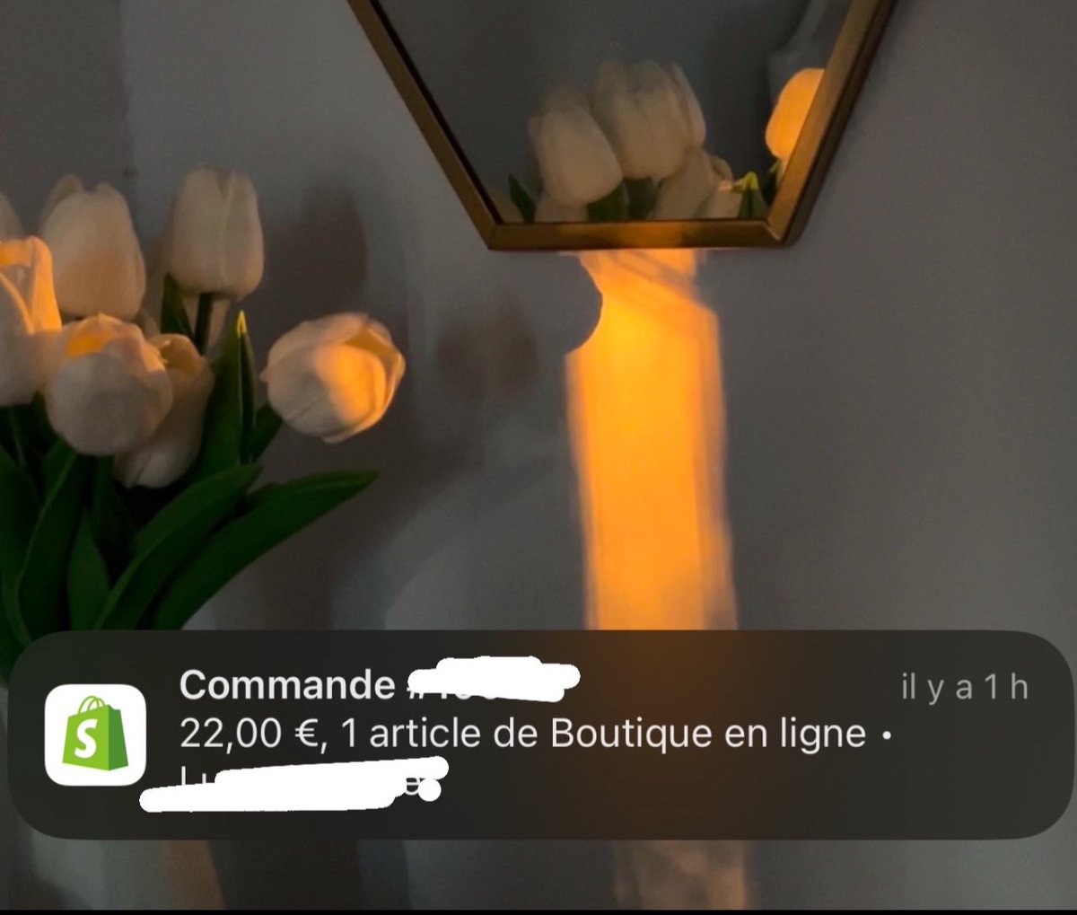 JE VIENS DE FAIRE MA PREMIERE VENTE !! 
@iamryankash le meilleur j’veux rien savoir