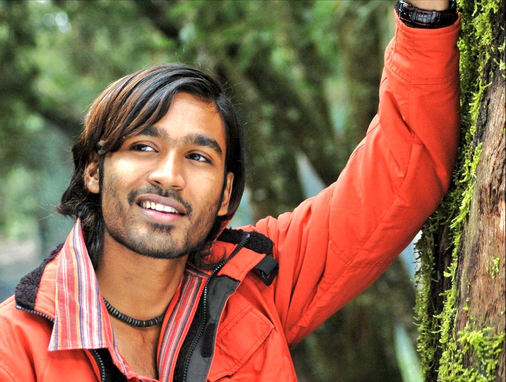 kayaldevaraj's tweet photo. December 15th

#ThiruvilaiyaadalAarambam
 #18YearsOfThiruvilaiyaadalAarambam 

@dhanushkraja @prakashraaj @shriya1109 @immancomposer #BoopathyPandian #Ilavarasu #Mouli #SaranyaPonvannan #Karunas #Shriya #PrakashRaj #Dhanush https://t.co/YNmVVUwJpn