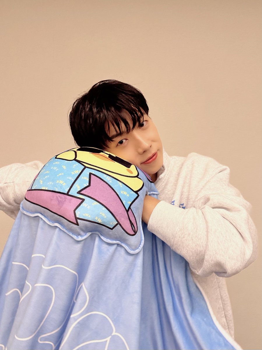 follow_2PMJP's tweet photo. Hottestの皆さん💙💙

<Be Young> in Japan 大阪公演が終了しました🎉

Hottestの"やすらぎ"のひと時となりましたでしょうか？
皆さんのおかげで、ウヨンにとっても"やすらぎ"の時間になりました🫶✨

次は横浜でお会いしましょう🤍❄️

#2PM
#WOOYOUNG #ウヨン
#Be_Young https://t.co/zDQzxghSou