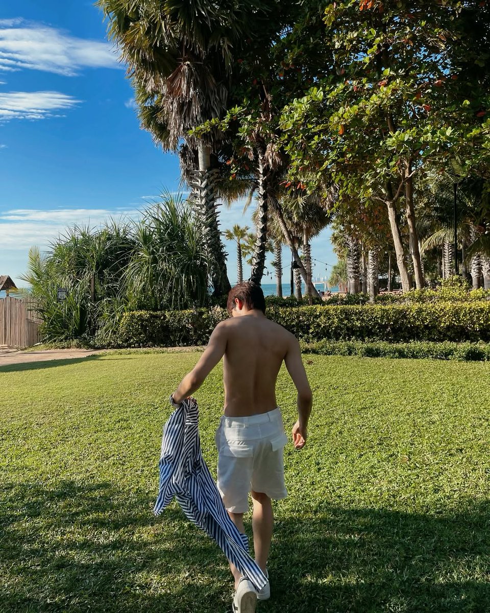 blb_officialph's tweet photo. — 15122024 #BABEUpdate2024
📸 @.babe.in IG Update : Part 4
🌴☀️✨
#babiibabe https://t.co/yzWuyFnLL3
