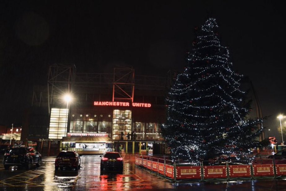 The_Forty_Four's tweet image. 2pm - Championship and Premier League 

3pm - Championship

3:30pm - Old Firm Derby

4:30pm - Manchester Derby

7pm - Premier League and Darts

Christmas is well and truly here WOW 🤩