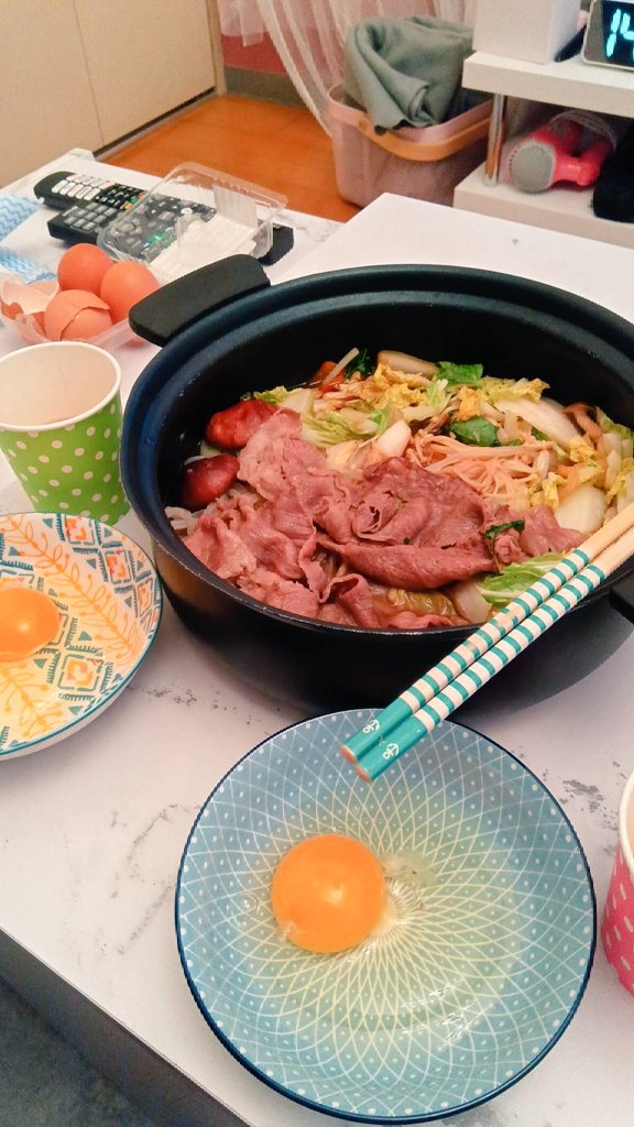sinz_0312's tweet photo. 誕生日を祝うなどしておりました。
今年もちょっと泣いてました🥹 https://t.co/mbCc5y3udd