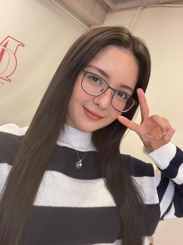 JrchCrcr's tweet photo. Happy 22nd birthday to the vocalist, visual, and face of Lapillus, Chantal "Chanty" Videla
#HappyChantyDay https://t.co/IJEySOrBtJ