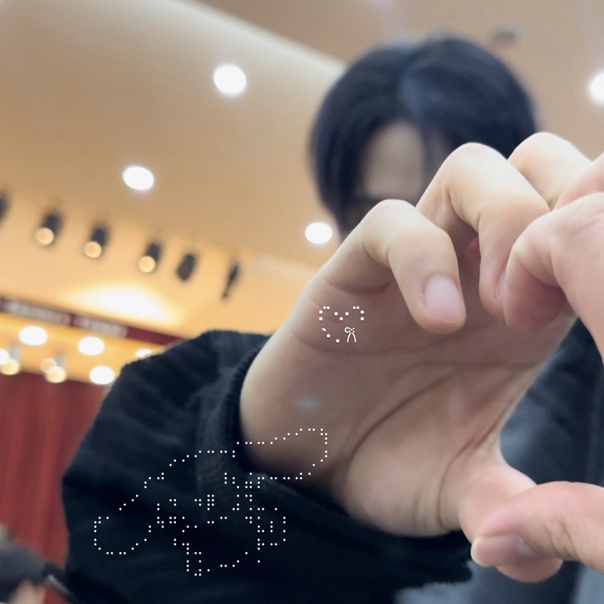 이젠 먼저 🫷🏻해주는 바부야 ❤️‍🩹❤️‍🩹